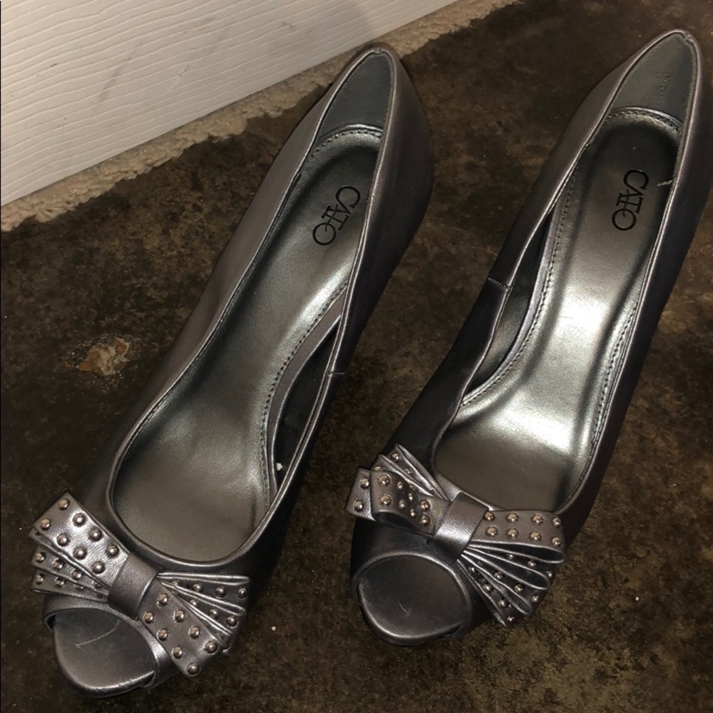 ⭐️ Bow tie Heels - Picture 2 of 6